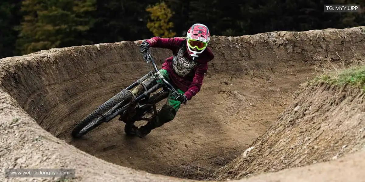 🎯 周边装备，让热爱触手可及！